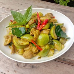 (กับข้าว) เขียวหวานผัดแห้ง