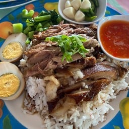 ข้าวขาหมู