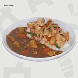 แกงกะหรี่หน้าหมูสามชั้นผัดกิมจิ