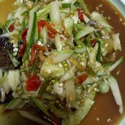 ตำแตงหมูยอขาไก่น้ำปลาร้านัวๆ