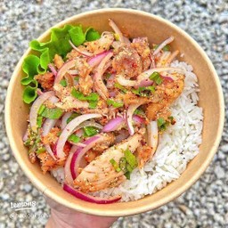 ข้าวยำไก่แซ่บ