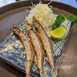 ปลาไข่ย่างเกลือ-ย่างซีอิ๊ว Shishamo Yaki
