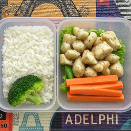 ข้าวปลาดอลลี่ผัดพริกไทยดำ