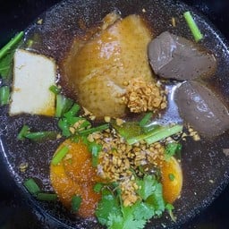 ก๋วยจั๊บไก่