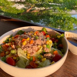 สลัดผักทูน่า