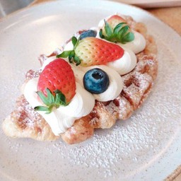 G01 ครอฟเฟิล ฟรุตตี้คัสตาร์ด