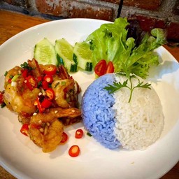 ข้าวกุ้งคั่วพริกเกลือ