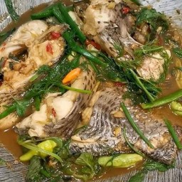 หมกหม้อปลานิล ใส่ผักชีลาว(ปลา3ชิ้น)