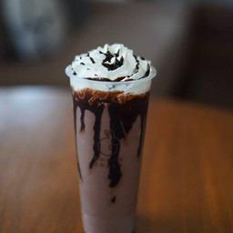 โกโก้เฟรปเป้(ราคานี้รวมวิปปิ้งครีมแล้ว)