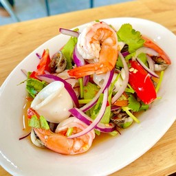 ยำทะเลรวม