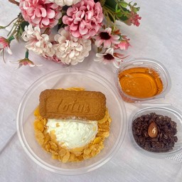 กรีกโยเกิร์ตคอนเฟลก+บิสคอฟ