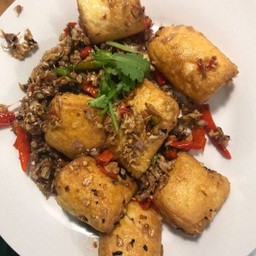 เต้าหู้คั่วพริกเกลือ