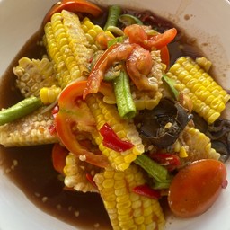 ส้มตำข้าวโพดปูปลาร้า