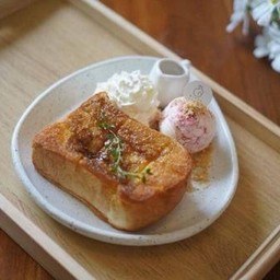 T4 Honey toast (ถ้าเดลิเวอรีไม่มีไอศกรีมเนื่องจากละลาย)