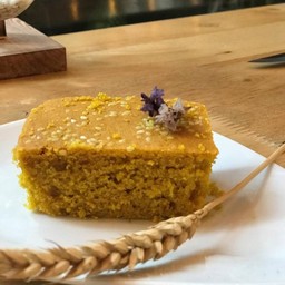 Turmeric rose water cake- vegan