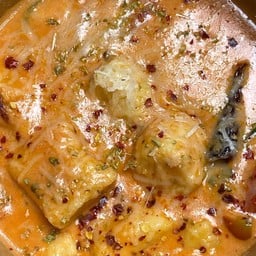No meat Fresh Gnocchi Spicy pink sauce