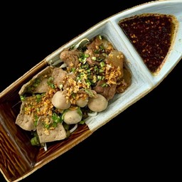 ลวกจิ้มรวมเนื้อ