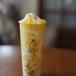 เสาวรสโยเกิร์ต เฟรปเป้