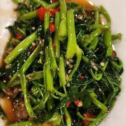 ผัดผักบุ้งไฟแดง