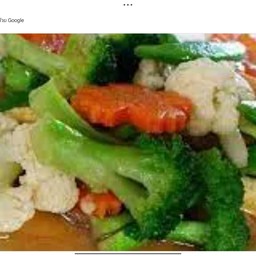 ผัดผักรวมราดข้าว