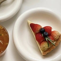 Fresh Berry Cheese Tart