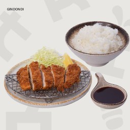 ข้าวหน้าไก่ชุบเกล็ดขนมปังทอด