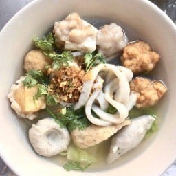 ก๋วยเตี๋ยวแคะนายโหงว จรัญฯ65