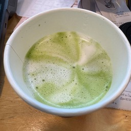 ชาเขียว ร้อน