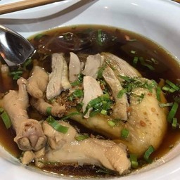 เกาเหลาเป็ดตุ๋น(น่องติดสะโพก)