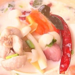 ต้มข่าไก่