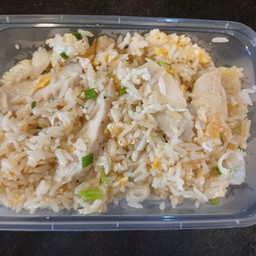 ข้าวผัดสันในไก่