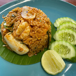 ข้าวผัดต้มยำทะเล