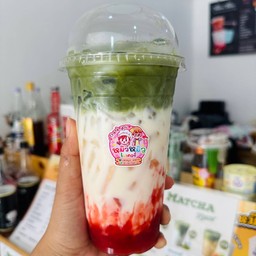 มัทฉะสตรอว์เบอร์รี่