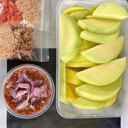 มะม่วงน้ำปลาหวาน