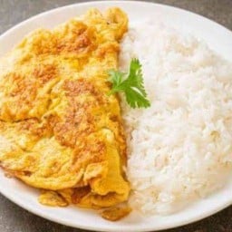 เบิ้ม ข้าวไข่เจียว นครปฐม