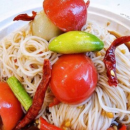 ตำขนมจีน