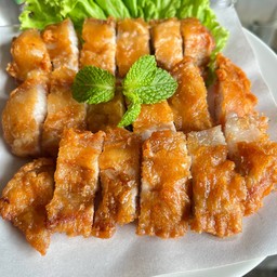 หมูทอดสามชั้น