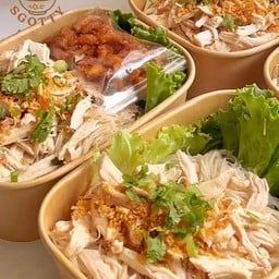 หมี่ไก่ฉีก - HOLIDAY SGOTTY