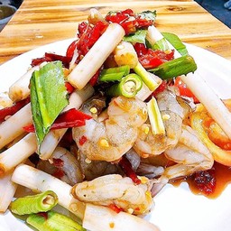 ตำไหลบัวกุ้งสด