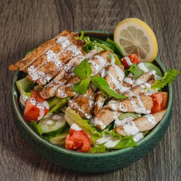 สลัดไก่ย่าง