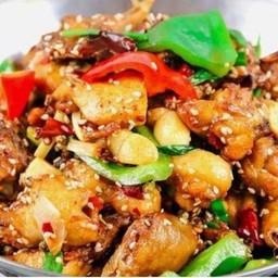 021 干锅鸡  ไก่ผัดหม้อไฟ