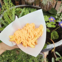 ชิ้นทอด-ยำ เฟรนฟราย+ชีส