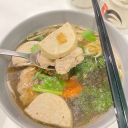 เกาเหลาเฝอ