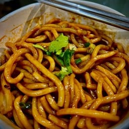 บะหมี่ เร่อ กาน เมี่ยน 热干面 (สูตรต้นตำหรับเมืองอู่ฮั่น)