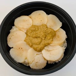 ข้าวหน้ามันปูทาระบะ+หอยเชลล์ฮอกไกโด