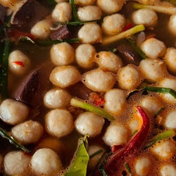 ขนมจีนคุณมนตรี,ลอดช่อง