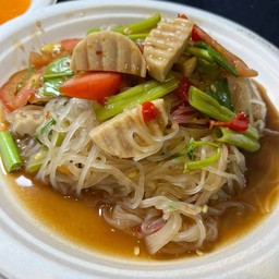 ตำเส้นเล็กหมูยอ