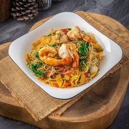 ผัดวุ้นเส้นชะอมกุ้ง