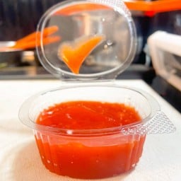 ซอสพริก (ศรีราชา) 2 Oz.