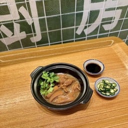 หน้าไก่ กับข้าว (200 กรัม)